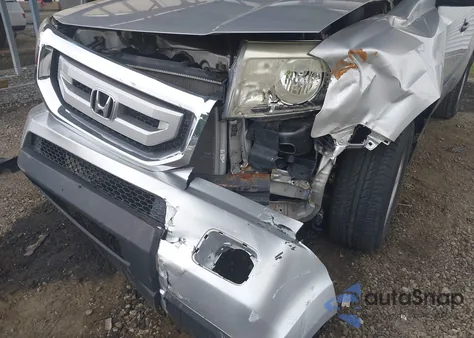 2011 Honda Pilot Lx from USA, damaged, VIN 5FNYF4H28BB100284